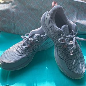 Asics gel-venture 8s!